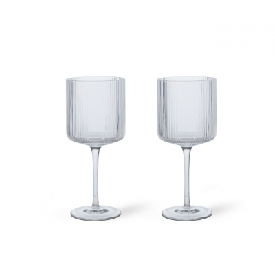 Ferm Living Roedvinsglas Ripple