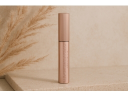 Produktguide testar Anastasia Beverly Hills Brow Genius® Serum 3,5 ml